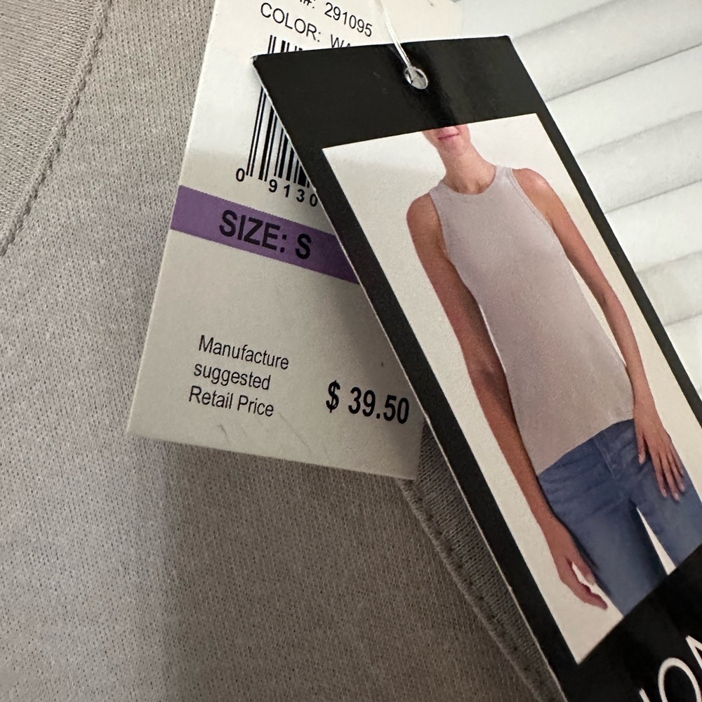 Jones New York Signature Woman’s tank top size S NWT - Picture 5 of 5